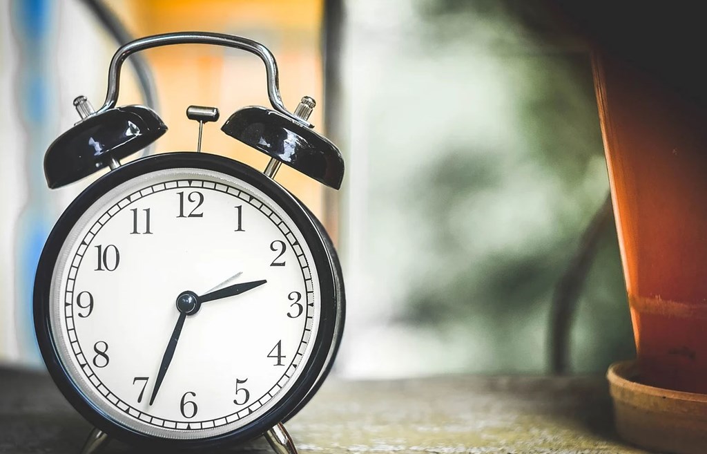 clock-650753_1280 copia.jpg