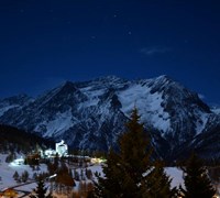 20-2 Sestriere by night Foto di Vittorio Gribaudi.jpg