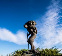 9-11 Monumento alla civiltà alpina sul piazzale di Mocchie (Condove), in ricordo dei sacrifici della gente delle nostre montagne - Giorgia Allais.jpg