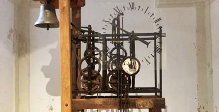 Storia di orologi e campanari: l'orologio ottocentesco di Condove