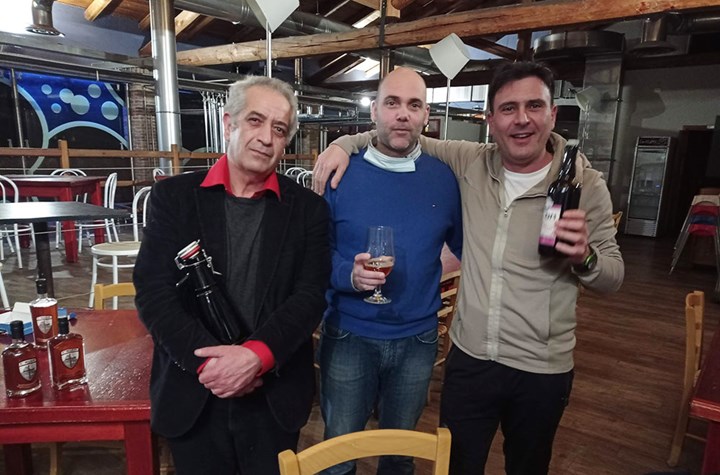 Roberto Messineo, Massimiliano Spigolon e Davide Zingarelli - Tre eccellenze valsusine unite per creare la birra.jpg