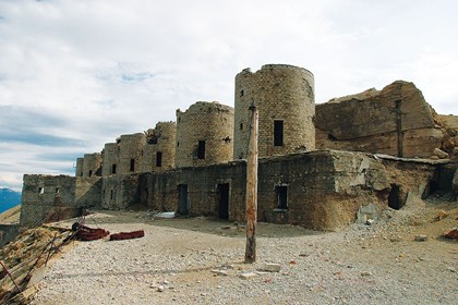 FORTIFICAZIONI IN VALLE DI SUSA-2: DAL CASTRUM AI FORTI “ALLA MODERNA” 
