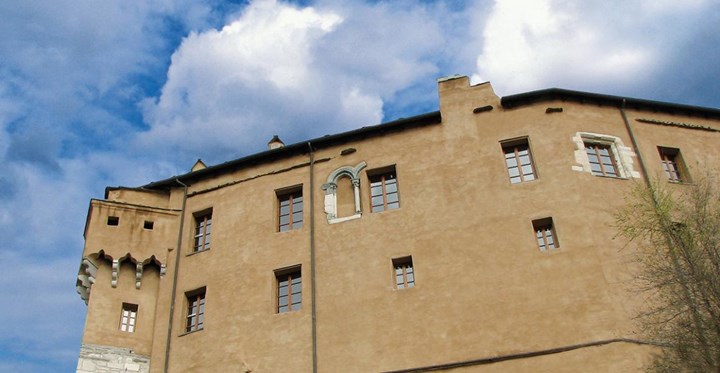 castello-adelaide.jpg