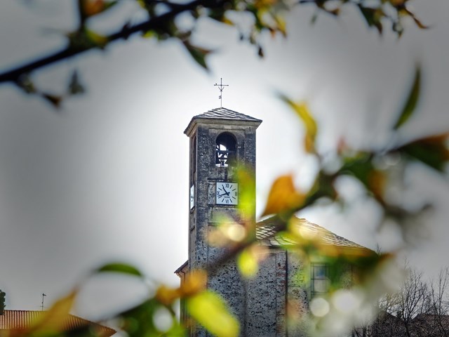 1550-03-29 La chiesa di Caprie e la Primavera - Fabio Boggia.jpg