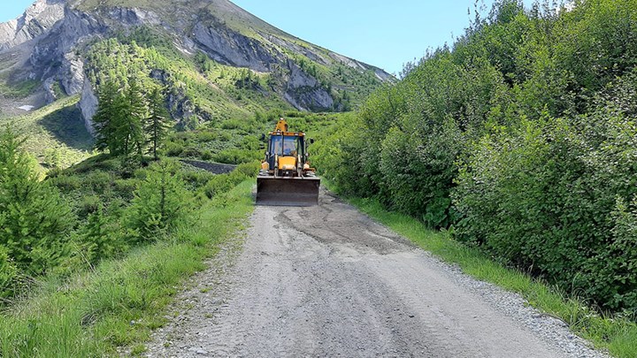 Si lavora per la riapertura estiva delle strade d'alta quota