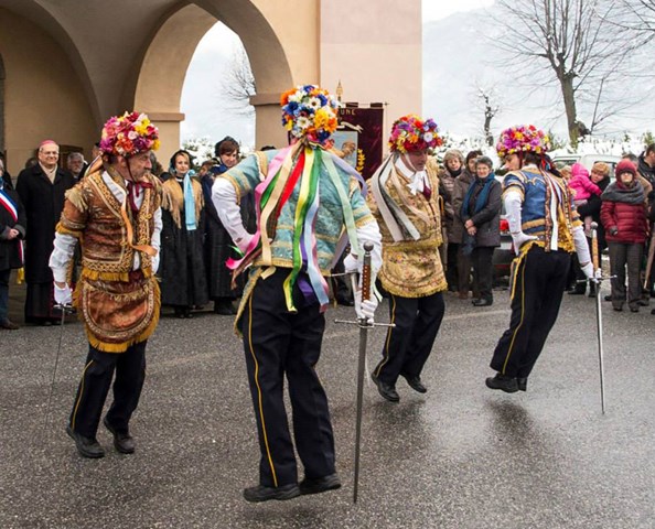 copertina_0 copertina_0.jpg