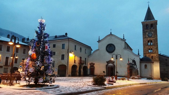 21-12 La piazza di Sant'Antonino - Foto di Bruno Andolfatto.jpg