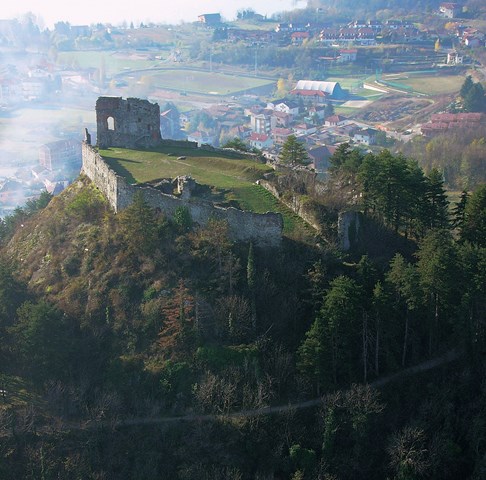 2-1-2 Avigliana-Castello 2.jpg