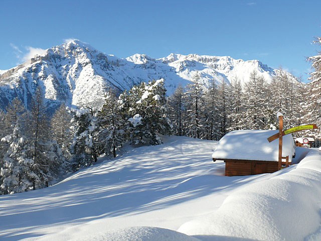 6-3-3 Salbertrand, Serre Blanche, Parco Naturale del Gran Bosco, Veduta.jpg