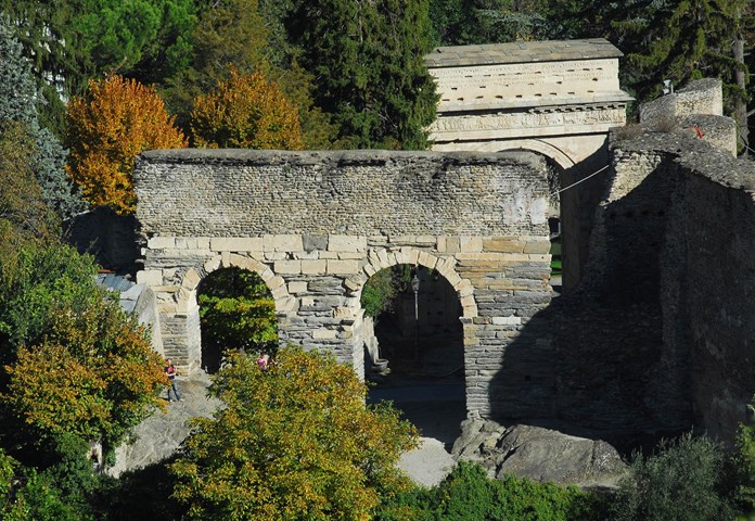 Acquedotto Romano_0.jpg