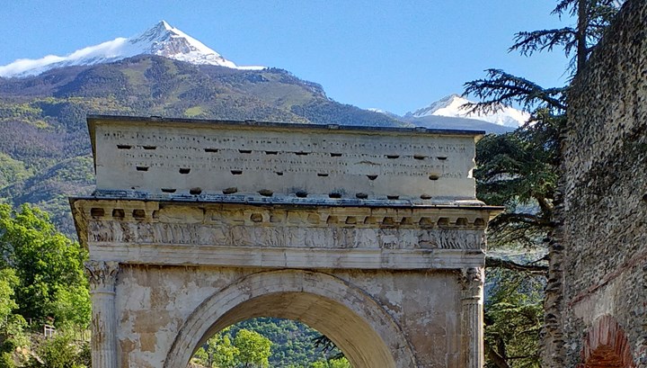 Cover Arco di Susa Le cave di pietra, una storica risorsa della bassa Valle di Susa