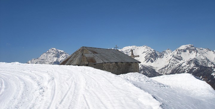 Notre Dame des Broussailles, sulla strada dell'Assietta