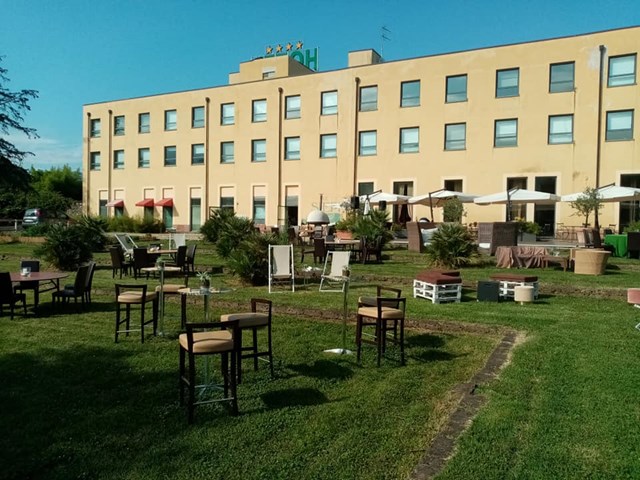 HOTEL BARRAGE