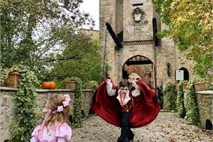 Primo.Post.02 FABULANDIA: IL CASTELLO DI SAN GIORIO AD HALLOWEEN DIVENTA FAVOLA