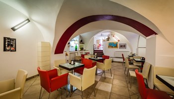 06 La saletta interna 06 La saletta interna.jpg