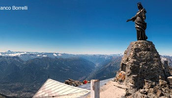 1000 Rocciamelone - sulla cima copia.jpg