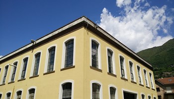 1100 esterno 1100 esterno.jpg