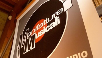 P1070095_1 P1070095_1.jpg