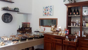 1000 negozio3 1000 negozio3.jpg