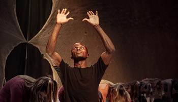 Camaleontika, 27 maggio: "ORO NERO"