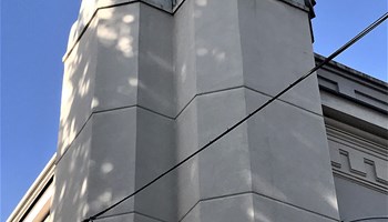 Cavallerizza Caprilli - Particolare cavalli all'esterno - Foto Film Commission Torino Piemonte Cavallerizza Caprilli