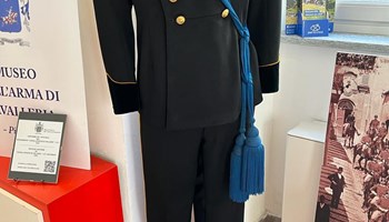 Uniforme da ufficiale del Reggimento Cavalleggeri di Saluzzo 1930 Museo storico dell’Arma di Cavalleria di Pinerolo