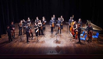 Enrico Dindo  e l'Orchestra da Camera Accademia 